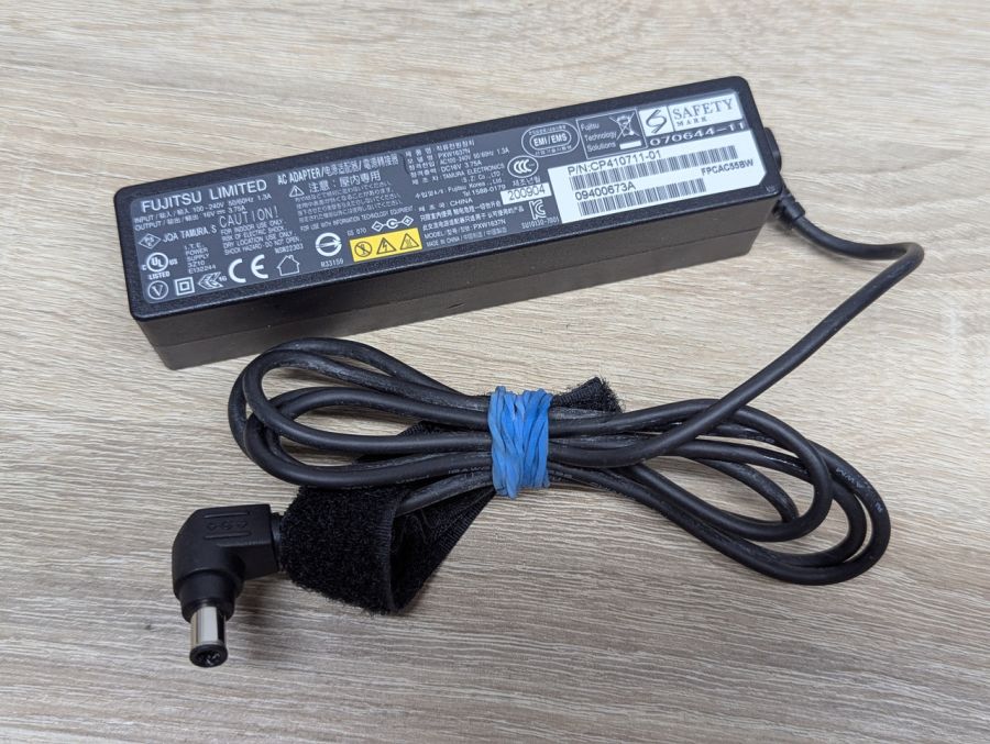 Б/В Блок живлення Fujitsu PXW1637N,60W,16 V,3.75 A,6.5 x 4.4 мм