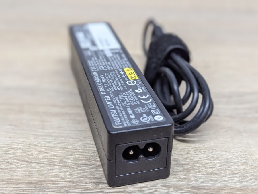 Б/В Блок живлення Fujitsu PXW1931N,60W,19V,3.16A,3.5 x 1.3 мм [ProductHub SKU PXW1931N]