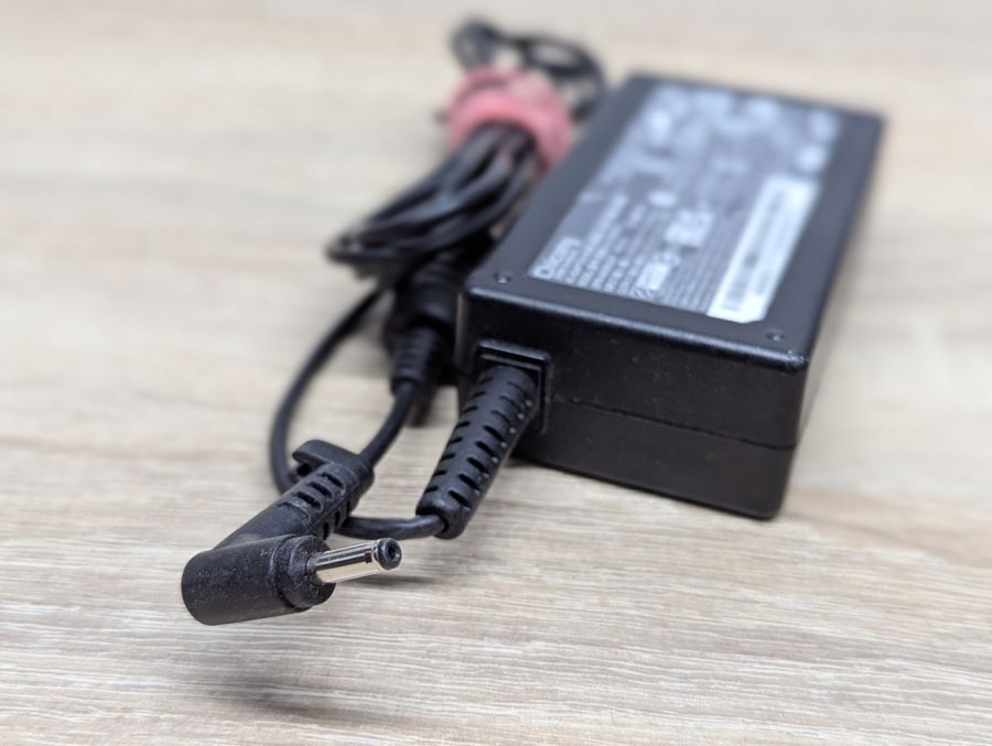 Б/В Блок живлення Chicony A18-065N3A,65W,19V,3.42 A,3.5 x 1.35 мм