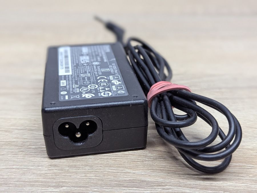 Б/В Блок живлення Chicony A18-065N3A,65W,19V,3.42 A,3.5 x 1.35 мм