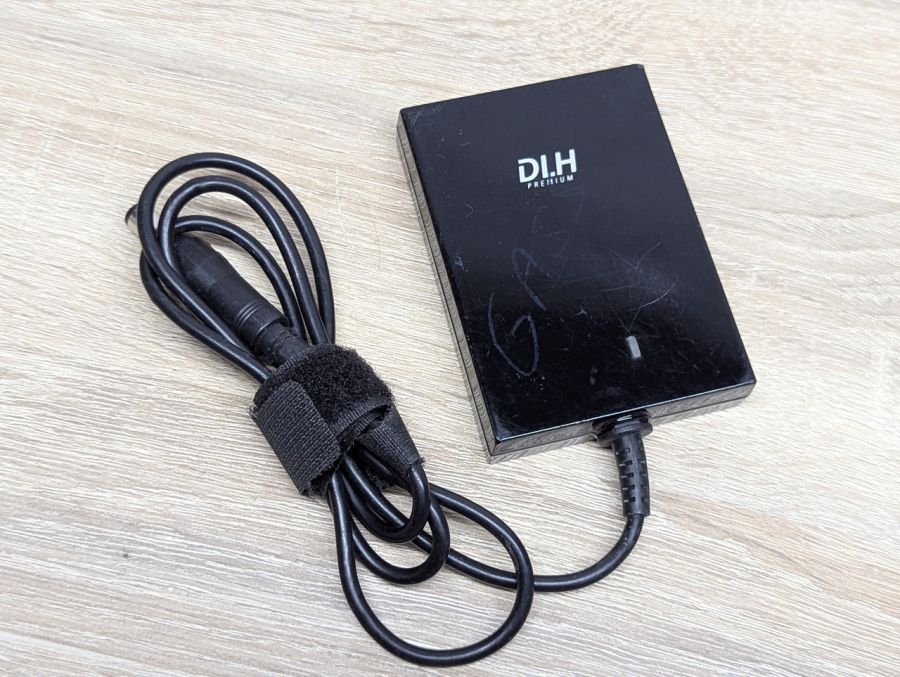 Б/В Блок живлення DLH DY-AI1059,90W,19V,4.74A,7.4 x 5.0 мм