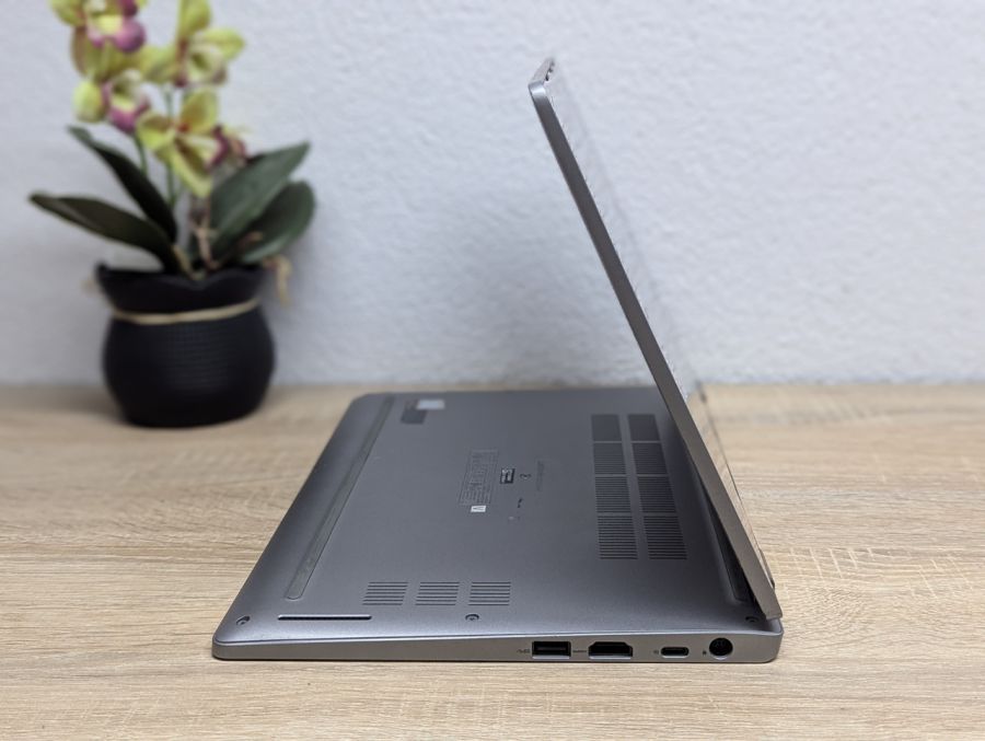 Ноутбук Б/В Dell Latitude 5310 2in 1, Intel Core i5-10210U, DDR4 16 GB, SSD 512GB, 14" Full HD Сенсор