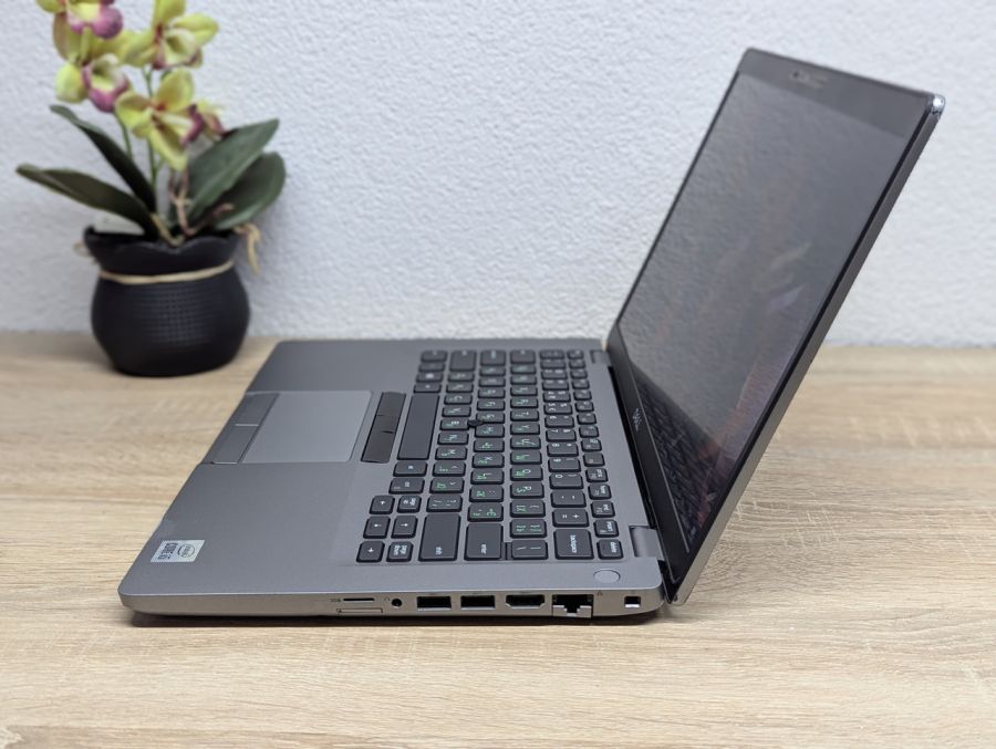 Ноутбук Б/В Dell Latitude 5411, Intel Core i5-10400H, DDR4 16 GB, SSD 256GB, 14" Full HD Сенсор