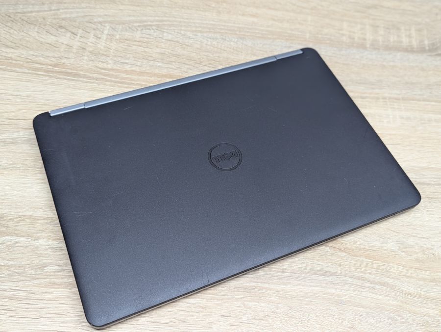 Ноутбук Б/В Dell Latitude E7270, Intel Core i5-6300U, DDR4 8 GB, SSD 256GB, 12" HD