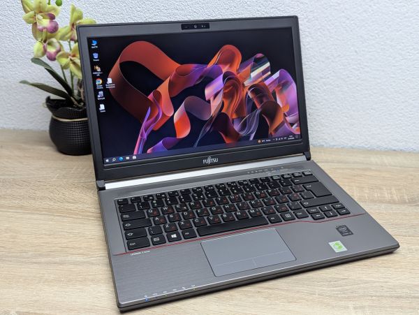 Ноутбук Б/В Fujitsu E744, Intel Core i5-4210M, DDR3 8 GB, SSD 128GB, 14" HD