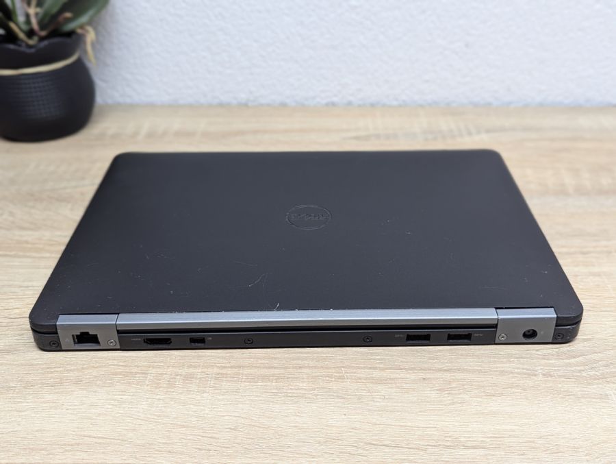 Ноутбук Б/В Dell Latitude E7270, Intel Core i5-6300U, DDR4 8GB, SSD 256GB, 12" HD