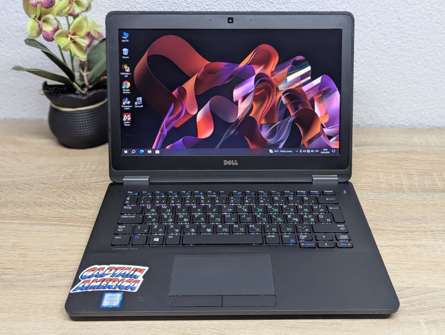 Ноутбук Б/В Dell Latitude E7270, Intel Core i5-6300U, DDR4 8 GB, SSD 256GB, 12" HD