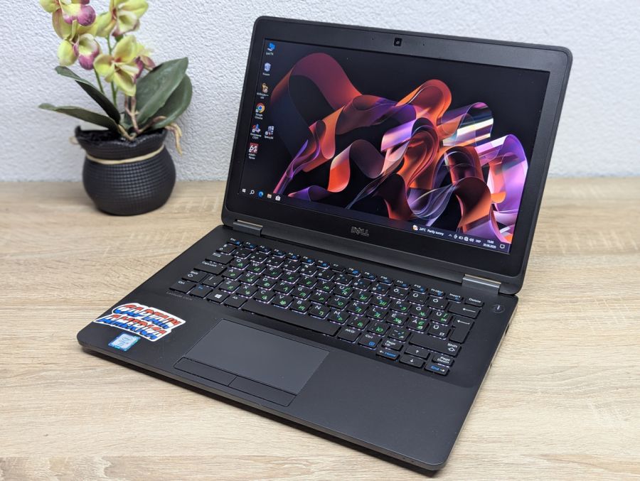 Ноутбук Б/В Dell Latitude E7270, Intel Core i5-6300U, DDR4 8 GB, SSD 256GB, 12" HD
