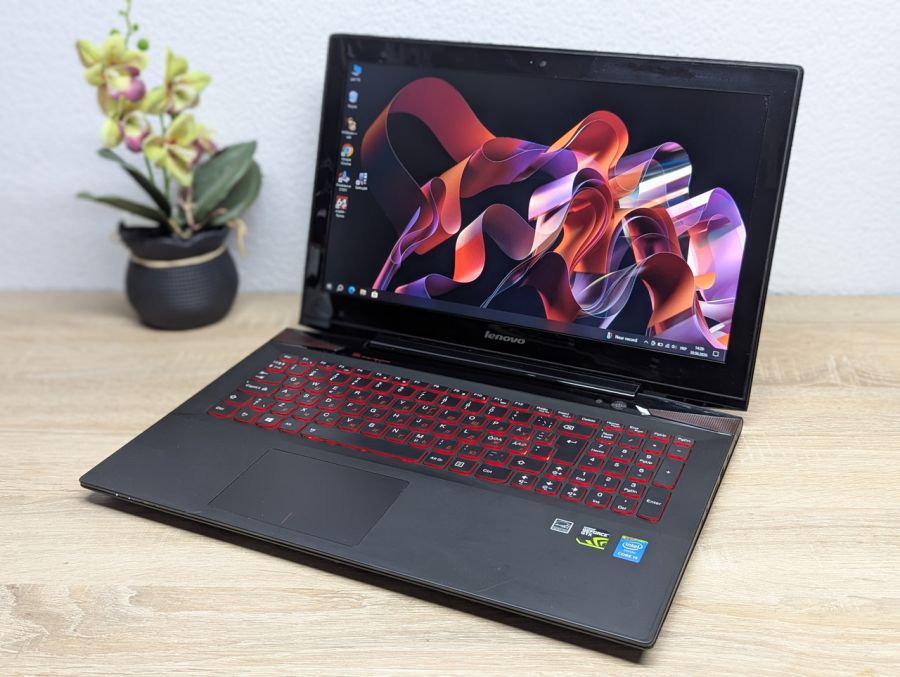Ноутбук Б/В Lenovo IdeaPad Y50-70, Intel Core i5-4210H, DDR3 16 GB, SSD 256GB, NVIDIA GeForce GTX 960M 2Gb, 15.6" Full HD