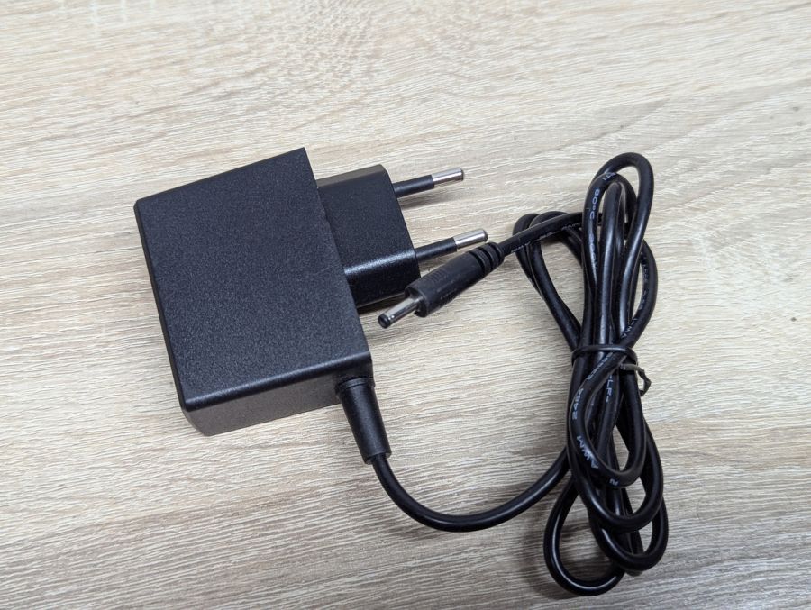 Б/В Блок живлення 10W 5V 2A 3.5 мм х 1.35 мм