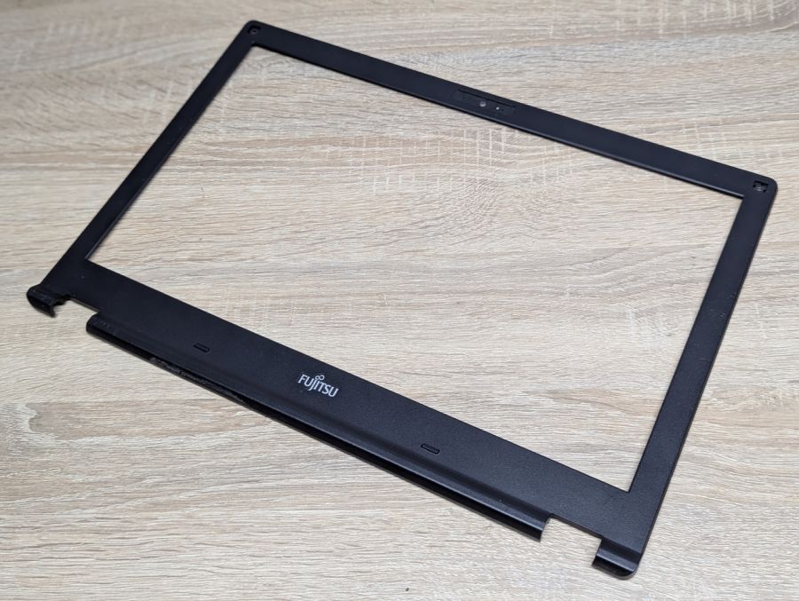 Б/В Рамка матриці для ноутбука Fujitsu Lifebook E558