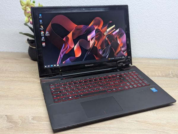 Ноутбук Б/В Lenovo IdeaPad Y50-70, Intel Core i7-4710HQ, DDR3 16 GB, SSD 256GB, NVIDIA GeForce GTX 860M 4Gb, 15.6" Full HD