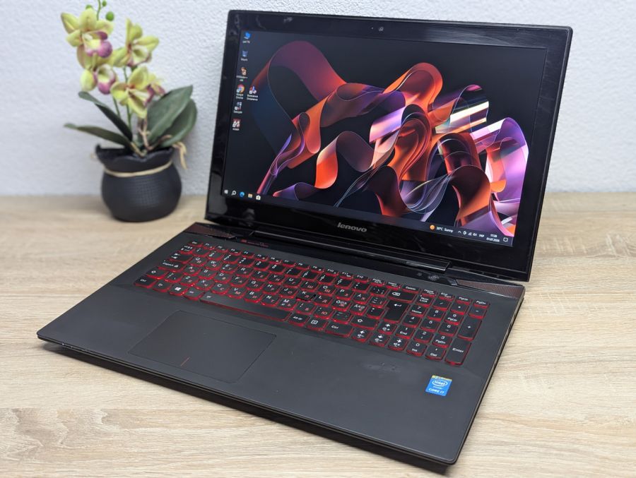 Ноутбук Б/В Lenovo IdeaPad Y50-70, Intel Core i7-4710HQ, DDR3 16 GB, SSD 256GB, NVIDIA GeForce GTX 860M 4Gb, 15.6" Full HD