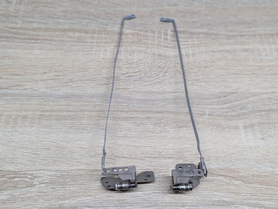 Б/В Комплект петель для ноутбука Toshiba Satellite C50\C50-A,C50D\C50D-A