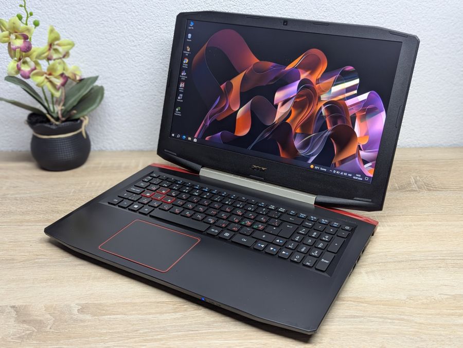 Ноутбук Б/В Acer Aspire VX5-591G, Intel Core i5-7300HQ, DDR4 16 GB, SSD 256GB + SSD 1TB, GTX 1050 4Gb, 15.6" Full HD