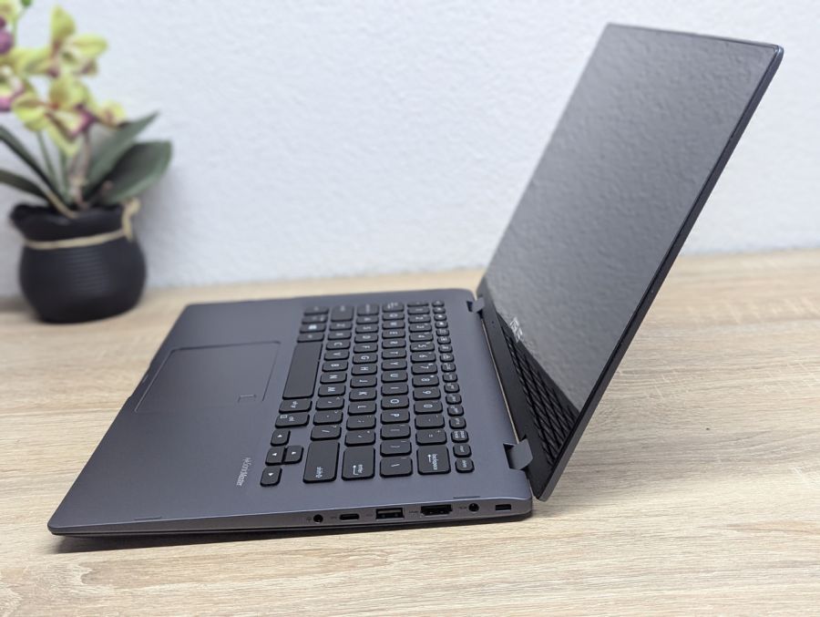 Б/В Ноутбук Asus VivoBook Flip 14 TP412U на розбір або відновлення
