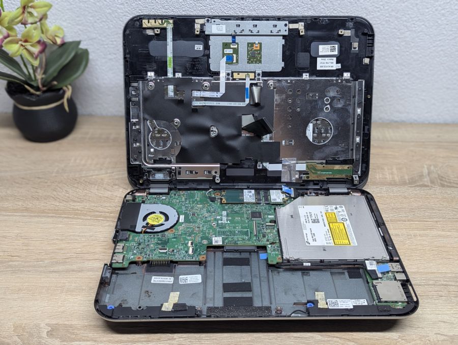 Б/В Ноутбук Dell Inspiron 14z 5423 під розбір