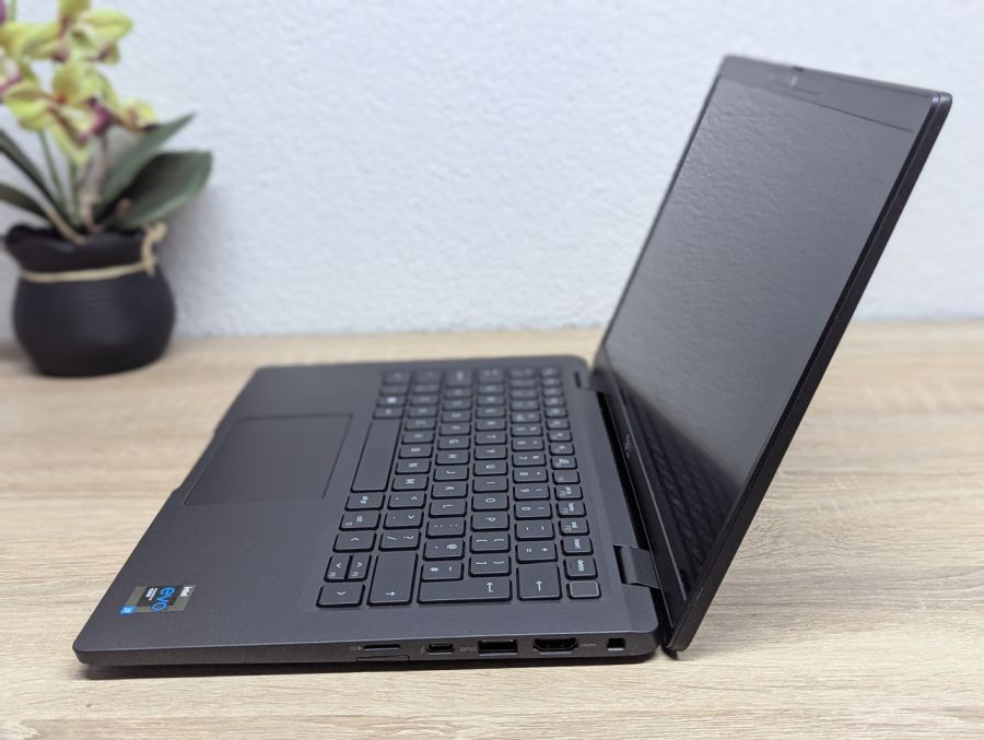 Б/В Ноутбук Dell Latitude 7320 під розбір або відновлення