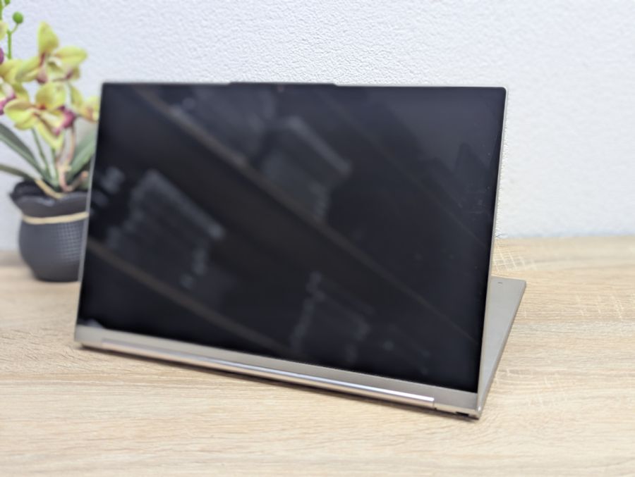 Б/В Ноутбук Lenovo Yoga C940 під розбір або відновлення