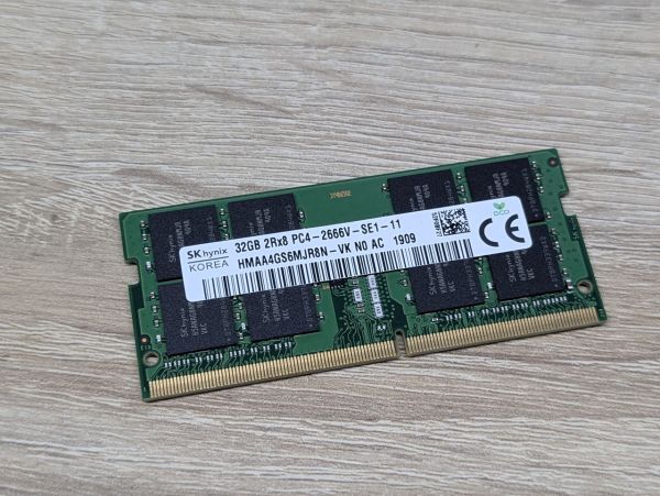 Б/В Оперативна память SK Hynix DDR4 32GB 2666 МГц
