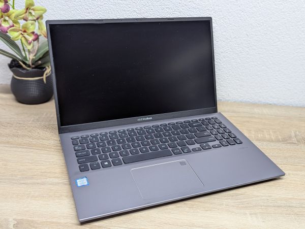 Б/В Ноутбук Asus VivoBook X512F під розбір або відновлення