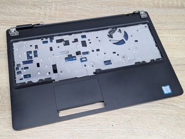 Б/В Частина корпусу+материнська плата для ноутбука Dell Latitude 5580 під розбір