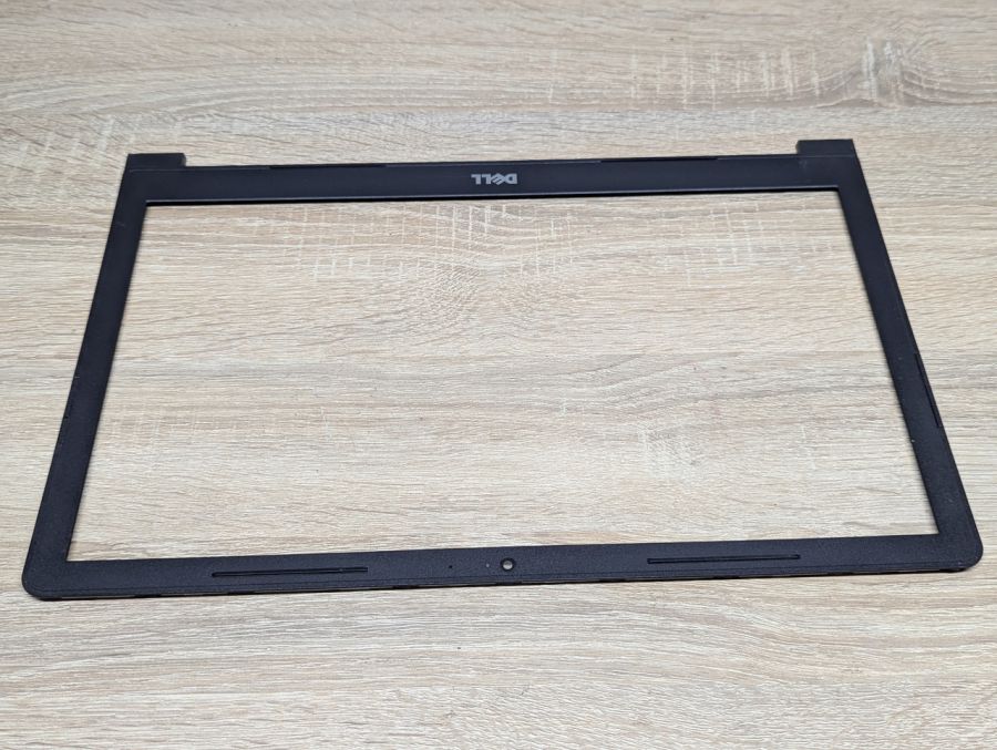 Б/В Рамка дисплея для ноутбука Dell Inspiron 15 3565\3567,Dell Vostro 15 3568,3565,3562,3561