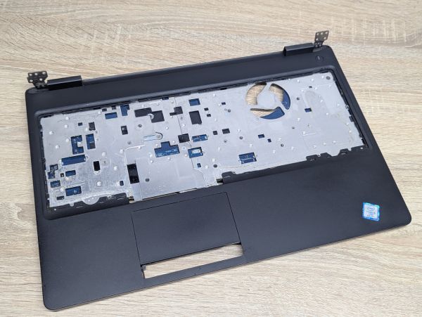 Б/В Топкейс+материнська плата i5-8Gen для ноутбука Dell Latitude 5590