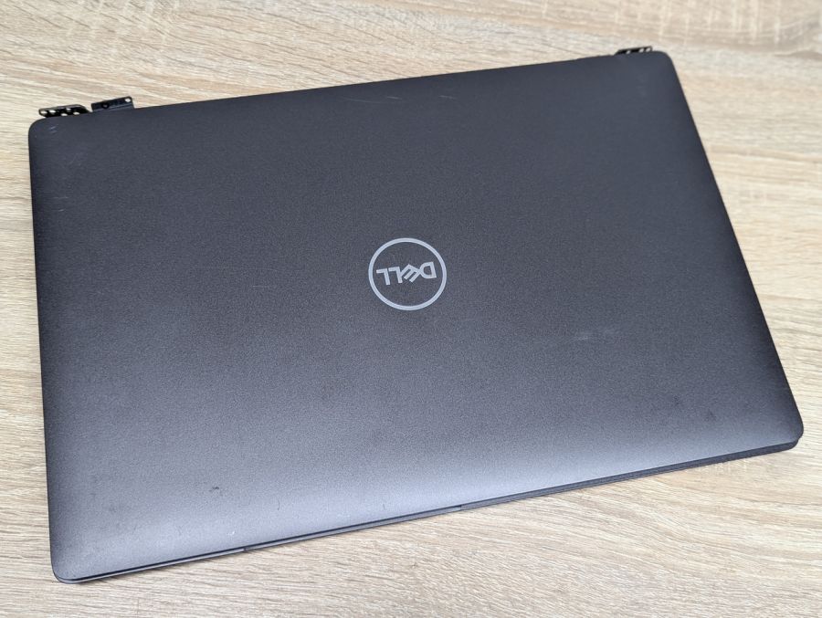 Б/В Ноутбук Dell Latitude 5500 під розбір або відновлення