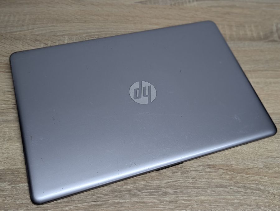 Б/В Кришка матриці з рамкою та завісами для ноутбука HP 250 G6,HP 255 G6