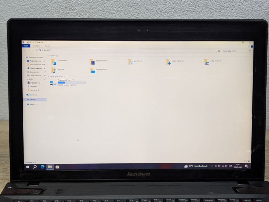 Ноутбук Б/В Lenovo IdeaPad Y510P, Intel Core i7-4700MQ, DDR3 16 GB, SSD 256GB, GeForce GT 755M 2Gb, 15" Full HD