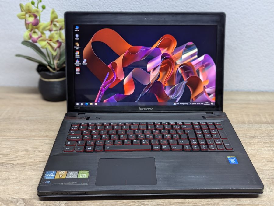 Ноутбук Б/В Lenovo IdeaPad Y510P, Intel Core i7-4700MQ, DDR3 16 GB, SSD 256GB, GeForce GT 755M 2Gb, 15" Full HD