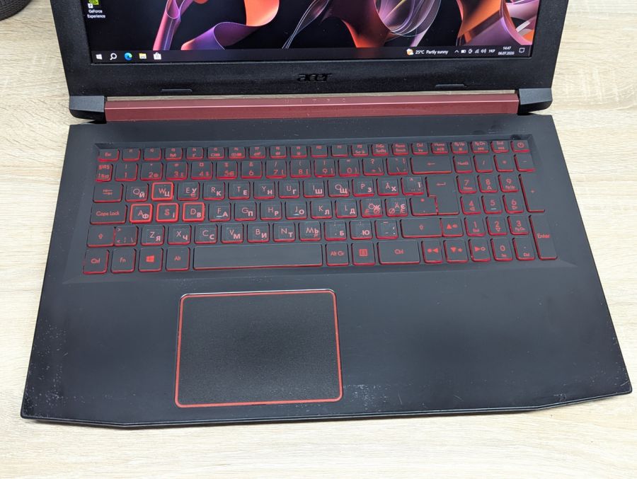 Ноутбук Б/В Acer Nitro AN515-51, Intel Core i7-7700HQ, DDR4 16 GB, SSD 256GB + SSD 500GB, NVIDIA GeForce GTX 1050 2Gb, 15.6" Full HD