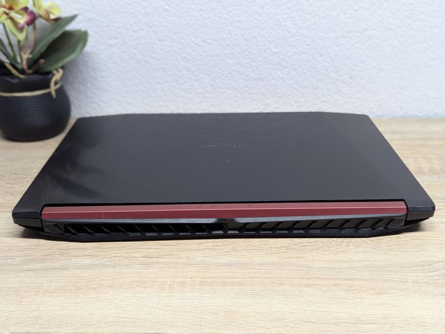 Ноутбук Б/В Acer Nitro AN515-51, Intel Core i7-7700HQ, DDR4 16 GB, SSD 256GB + SSD 500GB, NVIDIA GeForce GTX 1050 2Gb, 15.6" Full HD