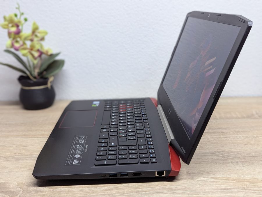 Ноутбук Б/В Acer Aspire VX5-591G, Intel Core i7-7700HQ, DDR4 16 GB, SSD 512GB, GTX 1050 4Gb, 15.6" Full HD