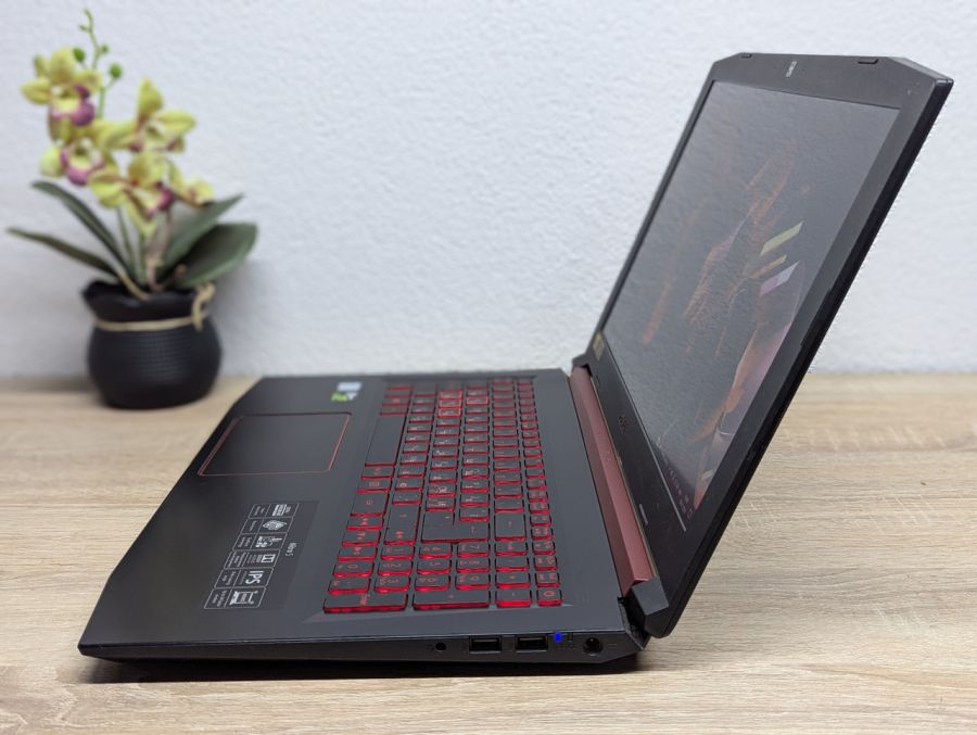 Ноутбук Б/В Acer Nitro AN515-51, Intel Core i5-7300HQ, DDR4 16 GB, SSD 512GB, NVIDIA GeForce GTX 1050 2Gb, 15.6" Full HD