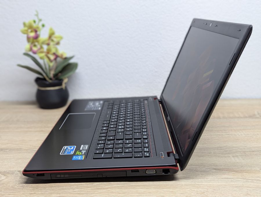 Ноутбук Б/В MSI GE70 MS-1757, Intel Core i7-4700MQ, DDR3 16 GB, SSD 256GB, NVIDIA GeForce GTX 765M 2Gb, Full HD