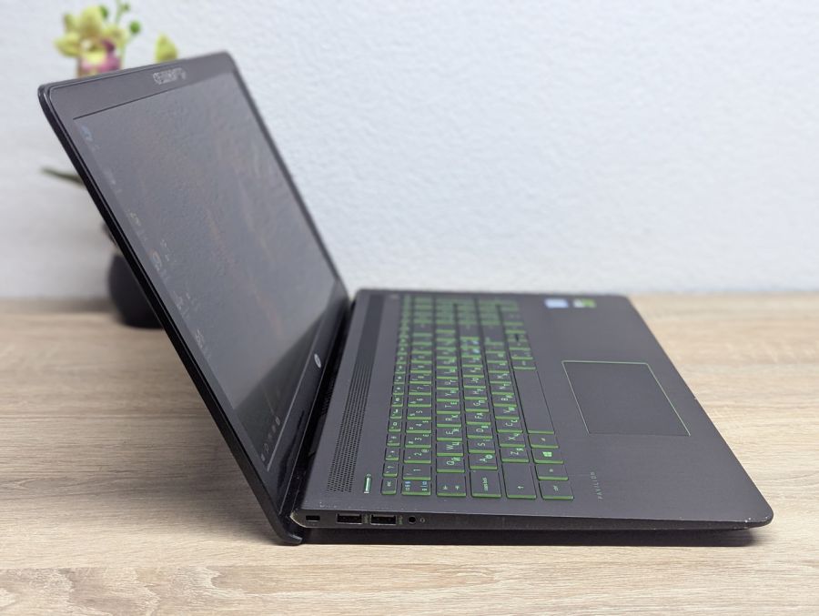 Ноутбук Б/В HP Pavilion Power Laptop 15, Intel Core i5-7300HQ, DDR4 16 GB, SSD 256GB + HDD 500GB, NVIDIA GeForce GTX 1050 4GB, 15.6" Full HD