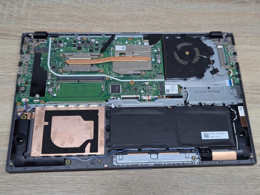 Б/В Ноутбук Asus VivoBook X512F під розбір або відновлення