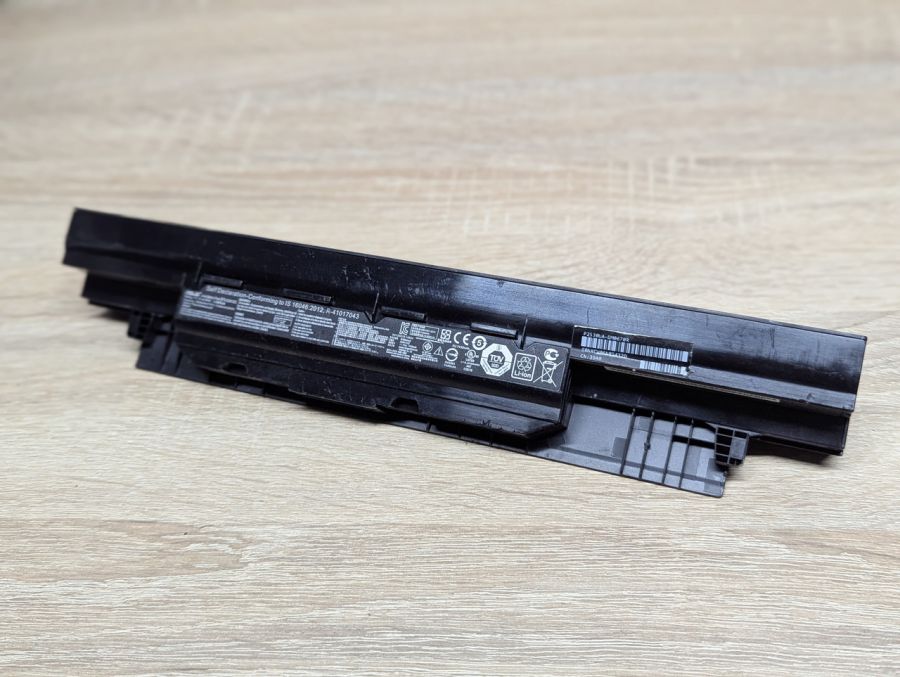 Б/В Оригінальна акумуляторна батарея Asus A33N1332