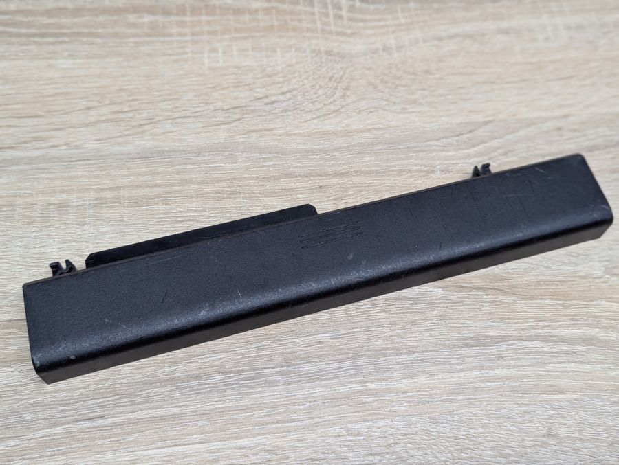 Б/В Акумуляторна батарея Dell T118C