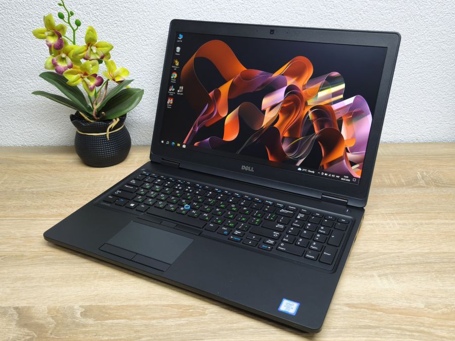 Ноутбук Б/В Dell Latitude 5580, Intel Core i5-6300U, DDR4 8 GB, SSD 128GB, 15.6" Full HD
