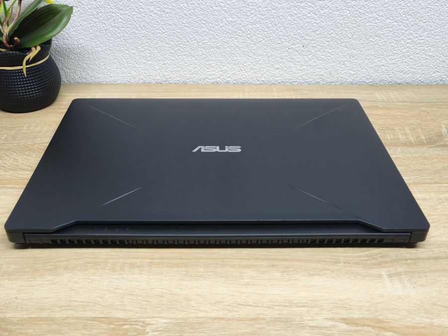 Ноутбук Б/В B Asus FX503V, Intel Core i5-7300HQ, DDR4 16 GB, SSD 512GB, NVIDIA GeForce GTX 1050 2GB, Full HD