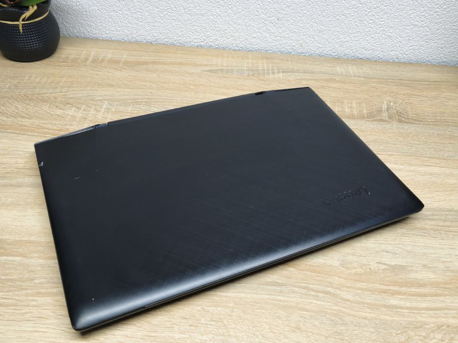 Ноутбук Б/В Lenovo IdeaPad Y700, Intel Core i7-6700HQ, DDR4 16 GB, SSD 256GB + HDD 500GB, GeForce GTX 960M 4Gb, 15.6" Full HD
