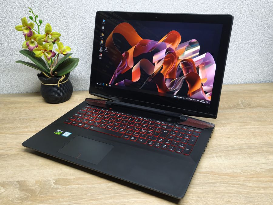 Ноутбук Б/В Lenovo IdeaPad Y700, Intel Core i7-6700HQ, DDR4 16 GB, SSD 256GB + HDD 500GB, GeForce GTX 960M 4Gb, 15.6" Full HD