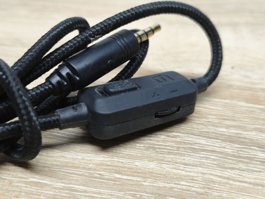 Б/В Двосторонній аудіокабель (AUX) зі штекерами Mini-Jack 3.5 мм