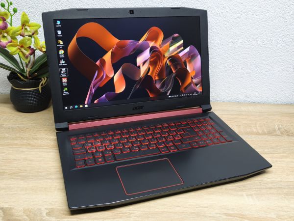 Ноутбук Б/В Acer Nitro AN515-31, Intel Core i5-8250U, DDR4 12 GB, SSD 128GB + SSD 750GB, NVIDIA GeForce MX150 2Gb, 15.6" Full HD