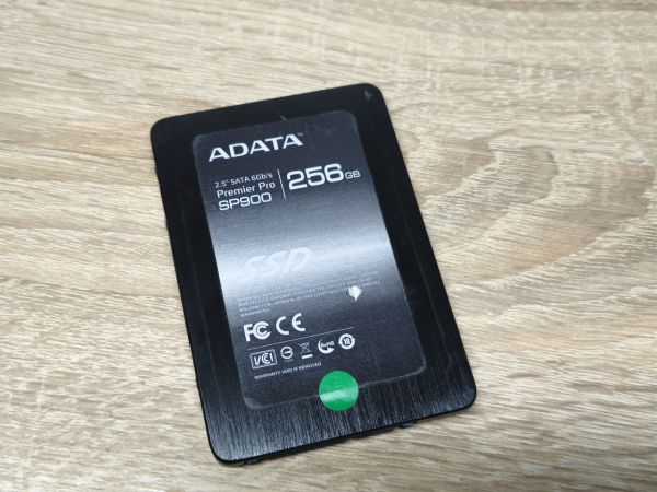 Б/В SSD ADATA Premier Pro SP900 256Gb 2.5" Життя 98%