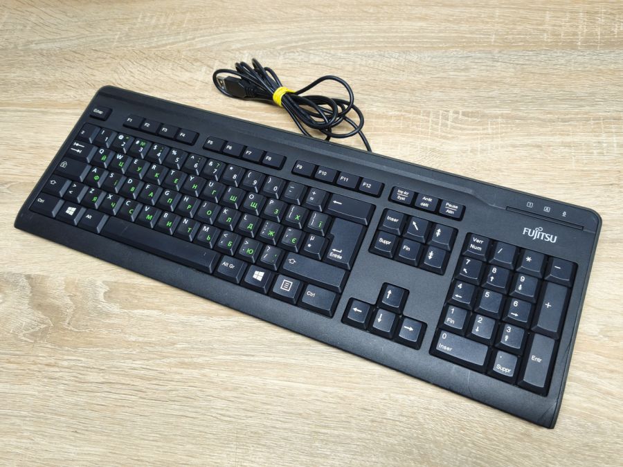 Б/В Дротова клавіатура Fujitsu KB410 C