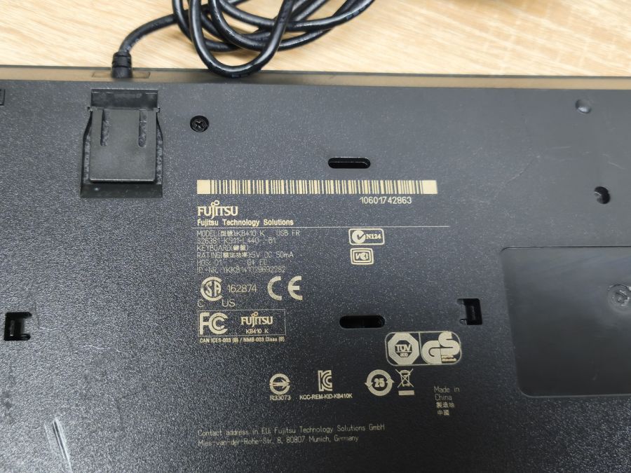 Б/В Дротова клавіатура Fujitsu KB410 K